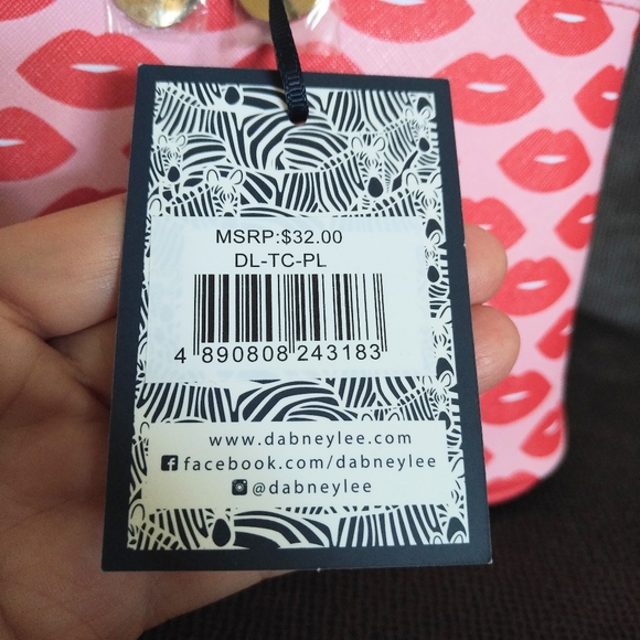 Dabney Lee LIPS💋 Cosmetic💄 Case - NWT - Picture 9 of 9